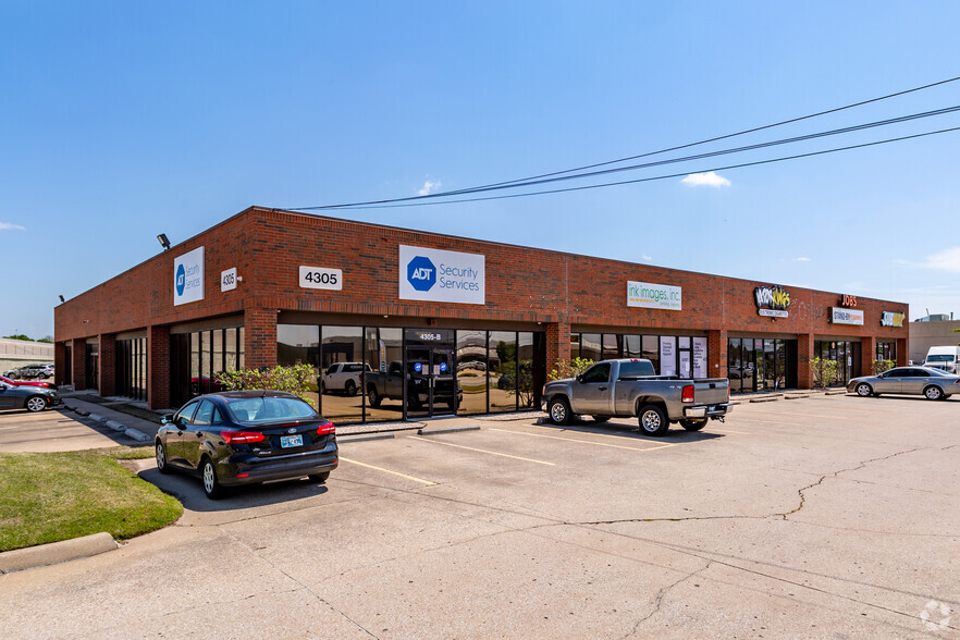 4305 S Mingo Rd, Tulsa, OK à louer - Photo de l’immeuble – Image 1 sur 18