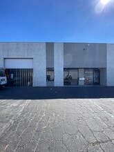 8000-8010 Wheatland Ave, Sun Valley, CA à louer Photo intérieure– Image 1 sur 1