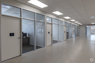 200 S Pemberton Rd, Pemberton, NJ à louer Photo intérieure– Image 2 sur 11