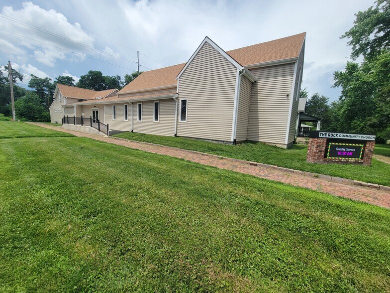 908 SW 7th St, Topeka, KS à vendre - Photo de l’immeuble – Image 2 sur 16