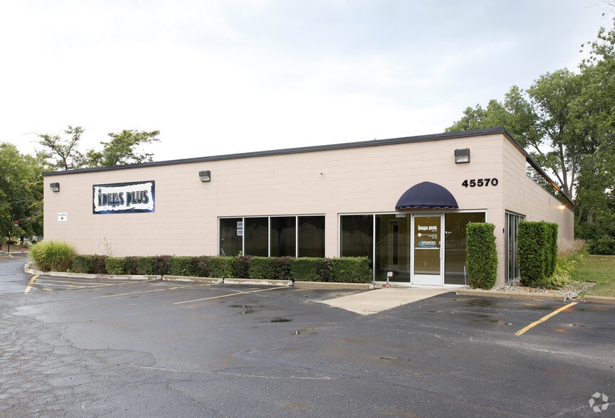 45570 Maben Rd, Canton, MI à louer - Photo principale – Image 2 sur 6