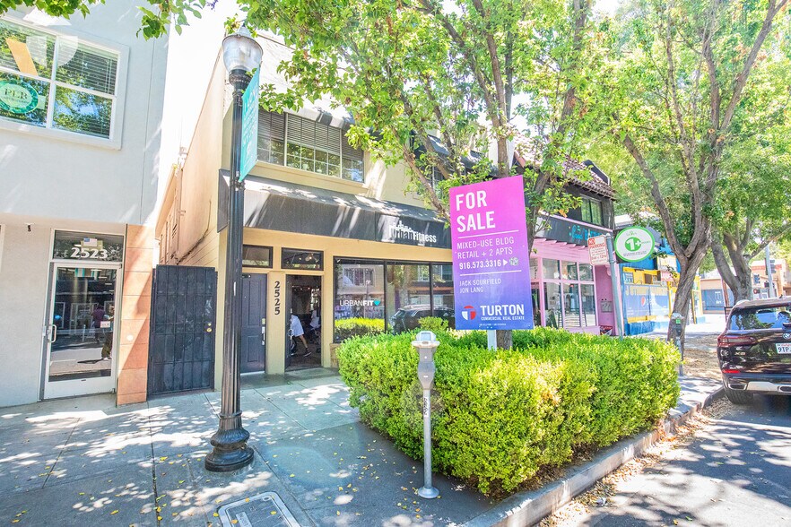 2525 J St, Sacramento, CA à vendre - Photo de l’immeuble – Image 1 sur 24