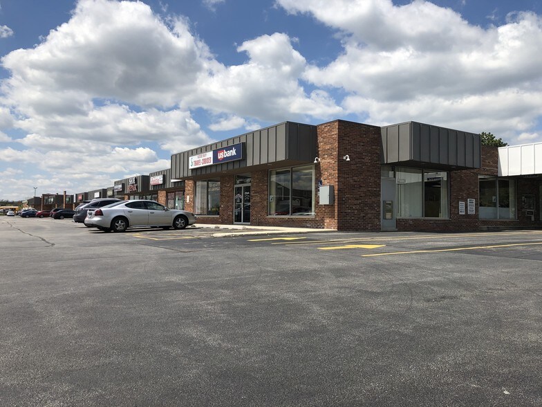 9546-9562 W 147th St, Orland Park, IL à louer - Photo de l’immeuble – Image 2 sur 7