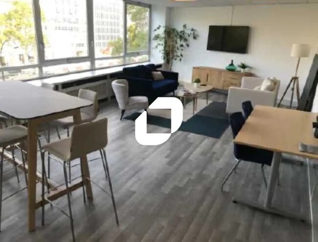 Plus de détails pour Bureau à louer