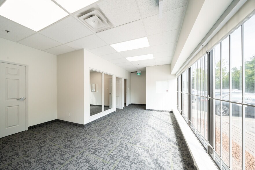 445 Milner Ave, Toronto, ON à vendre - Photo intérieure – Image 3 sur 11