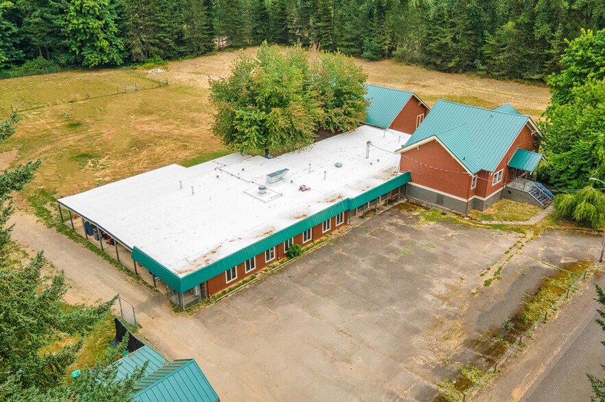 41515 SE Thomas Rd, Sandy, OR à louer - Photo principale – Image 1 sur 27