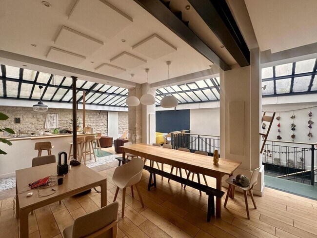 Plus de détails pour 75 Rue Du Faubourg Saint-Martin, Paris - Bureau à louer