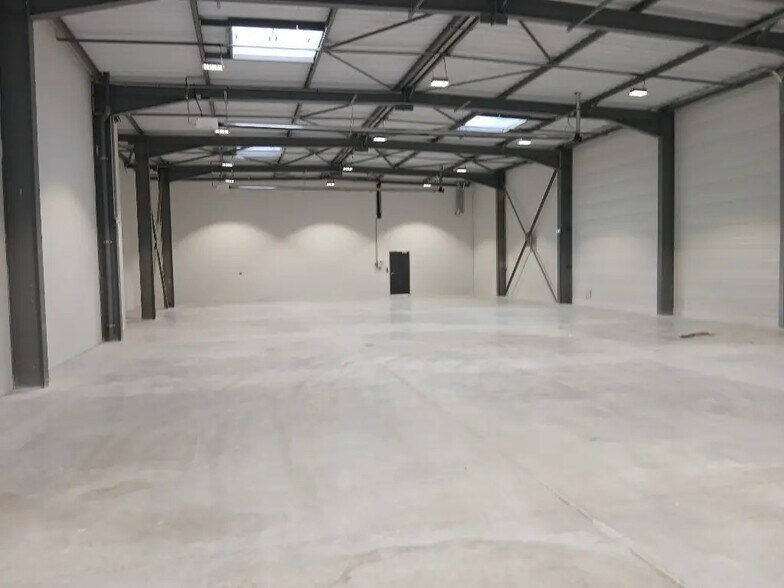 Local d’activités dans Besançon à louer - Photo intérieure – Image 3 sur 6