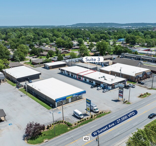 1772 W Sunset Ave, Springdale, AR à louer - Photo de l’immeuble – Image 3 sur 7