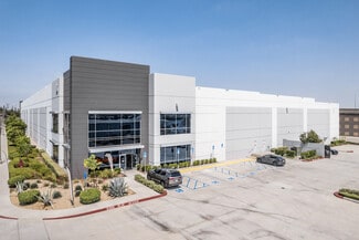 Plus de détails pour 959 E 3rd St, Corona, CA - Industriel/Logistique à louer