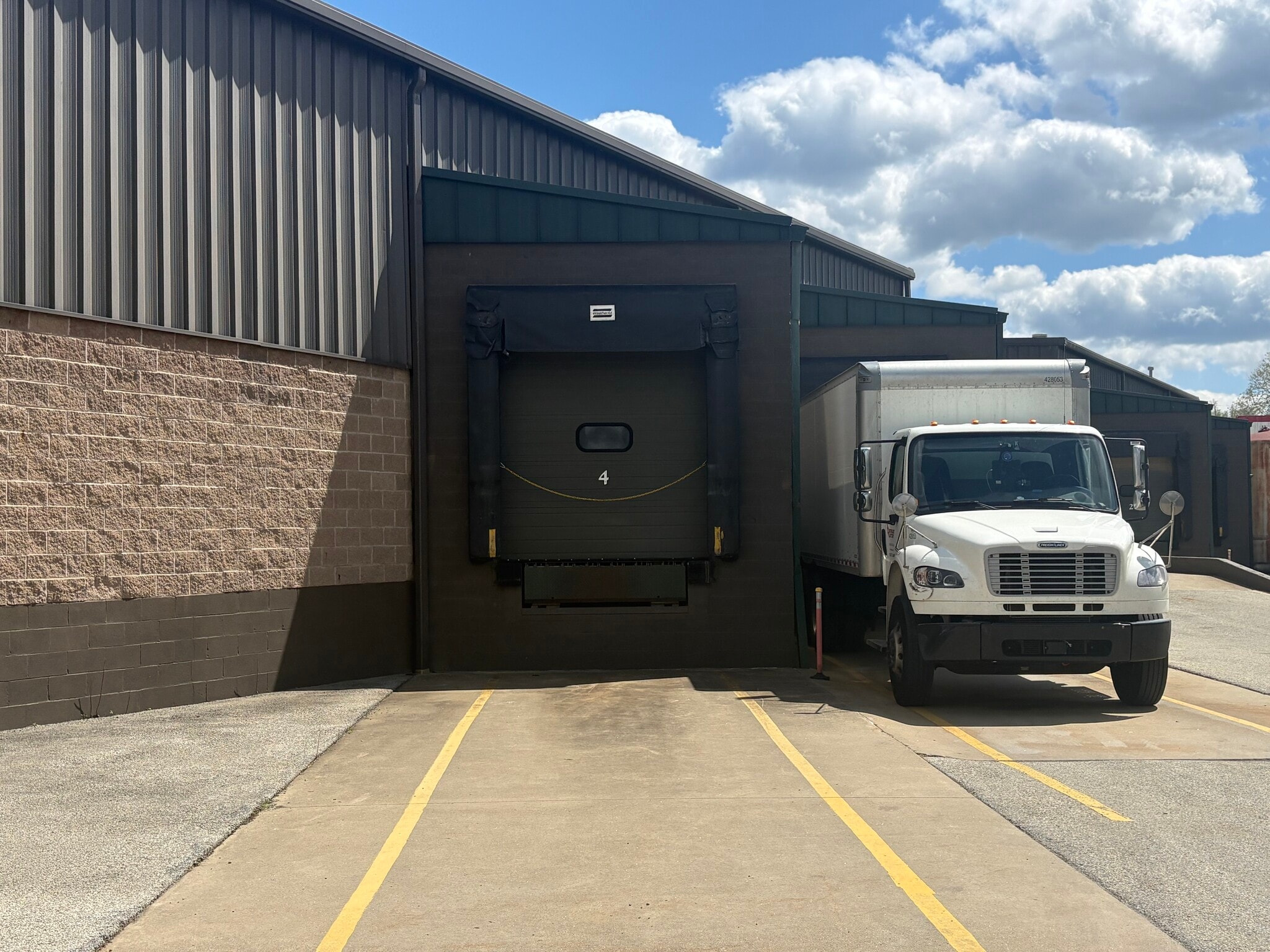 325 Meadowlands Blvd, Washington, PA à louer Photo intérieure– Image 1 sur 4