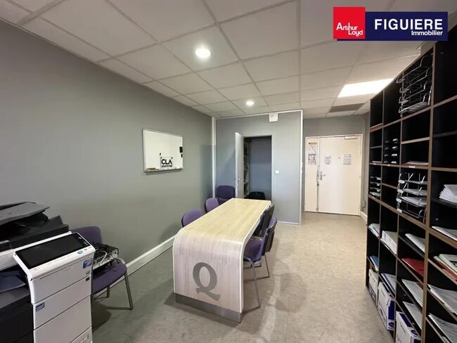 Plus de détails pour 5 Rue Charles Duchesne, Aix-en-Provence - Bureau à vendre