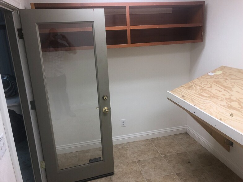 3355 Industrial Dr, Santa Rosa, CA à louer - Photo intérieure – Image 3 sur 9