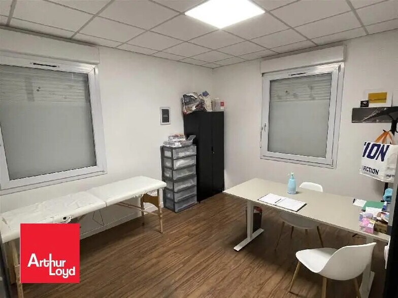 Bureau dans Chartres à vendre - Photo de l’immeuble – Image 3 sur 4