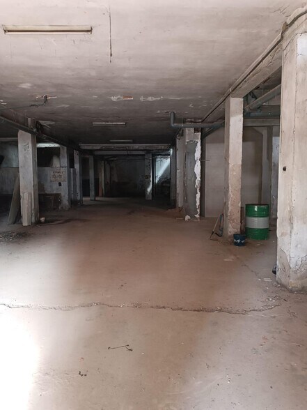 Local commercial dans Córdoba à vendre - Photo de l’immeuble – Image 2 sur 5