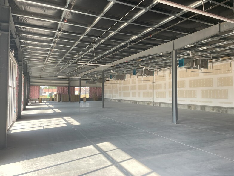 2240 Fletcher Ave, Lincoln, NE à louer - Photo de l’immeuble – Image 2 sur 7