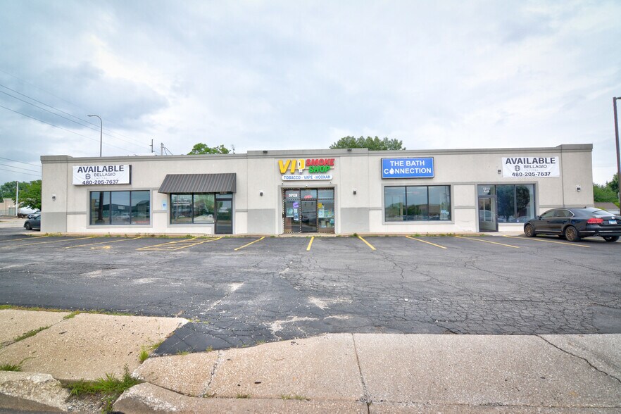 4218 N Sheridan Rd, Peoria, IL à louer - Photo de l’immeuble – Image 2 sur 25