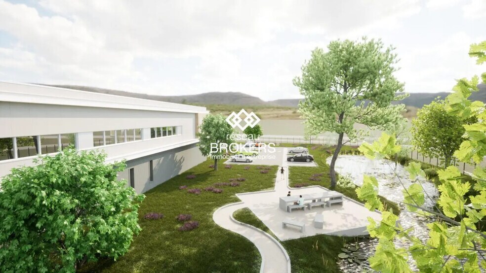 Industriel/Logistique dans Rousset à vendre - Photo de l’immeuble – Image 3 sur 6