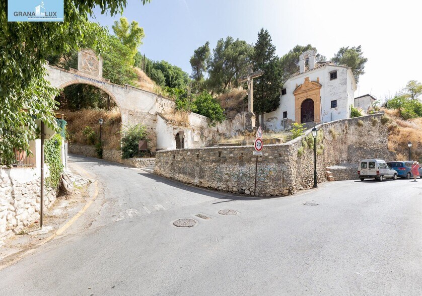 Calle Santo Sepulcro del Sacromonte, Granada, Granada à vendre - Photo de l’immeuble – Image 3 sur 17