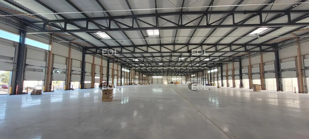 Industriel/Logistique dans Colombier-Saugnieu à louer - Photo de l’immeuble – Image 2 sur 6