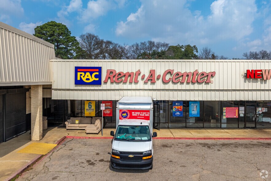 2710-2758 W 70th St, Shreveport, LA à louer - Photo de l’immeuble – Image 3 sur 16