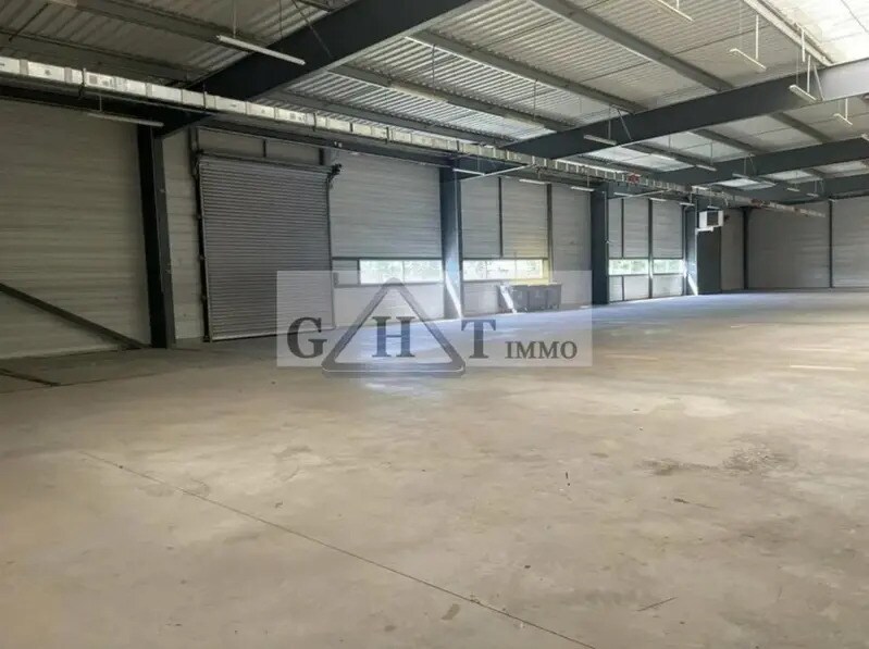 Industriel/Logistique dans Creil à vendre Photo intérieure– Image 1 sur 4