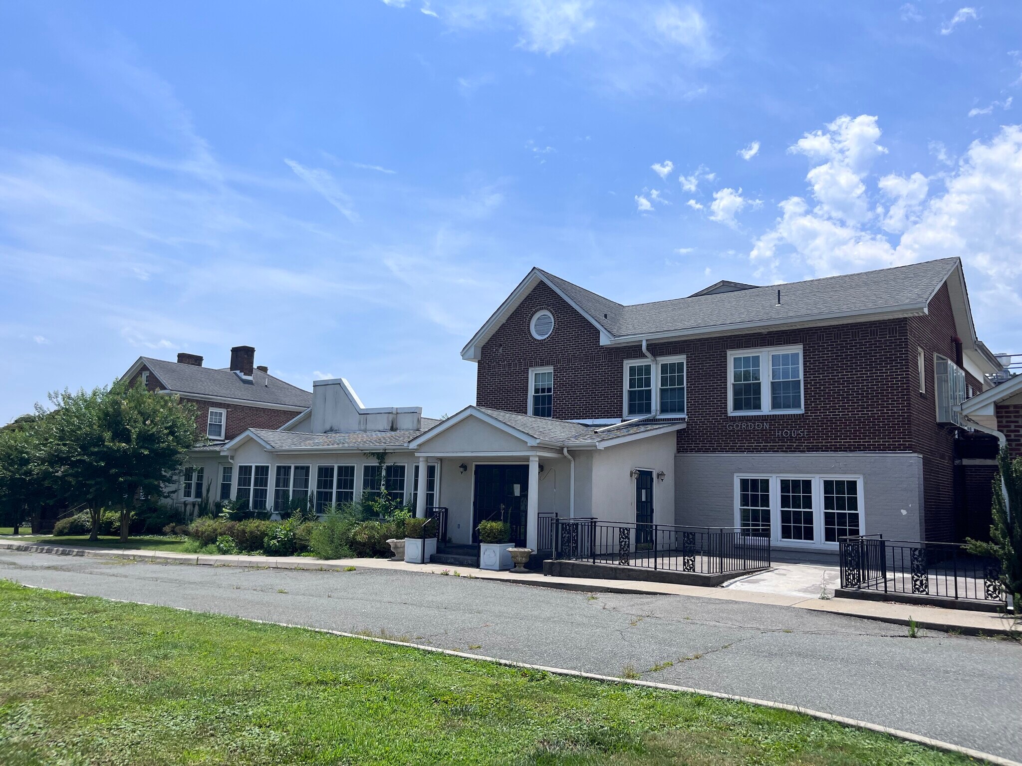 501 N Main St, Gordonsville, VA à vendre Photo principale– Image 1 sur 8
