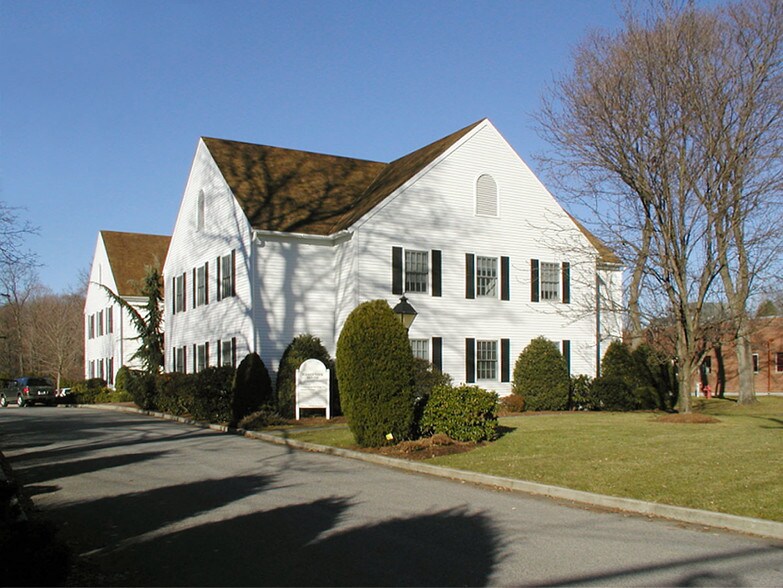 57 Danbury Rd, Wilton, CT à louer - Photo de l’immeuble – Image 3 sur 13