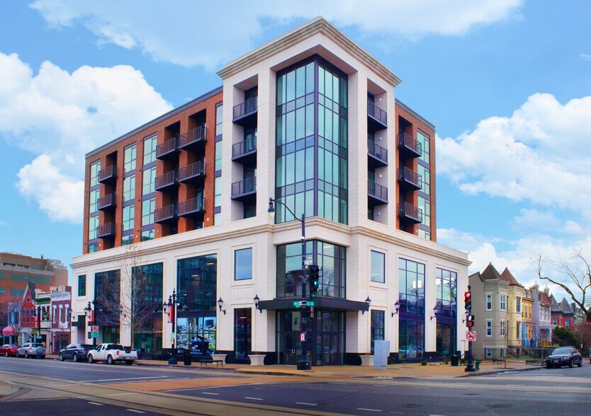 501 H St NE, Washington, DC à louer - Photo de l’immeuble – Image 1 sur 9