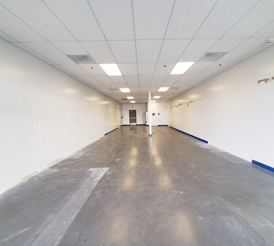 101 Fwy, Thousand Oaks, CA à louer Photo intérieure– Image 1 sur 1