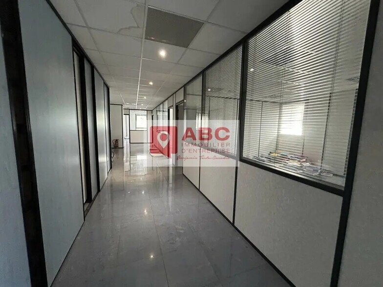 Bureau dans Baillargues à louer - Photo intérieure – Image 3 sur 12