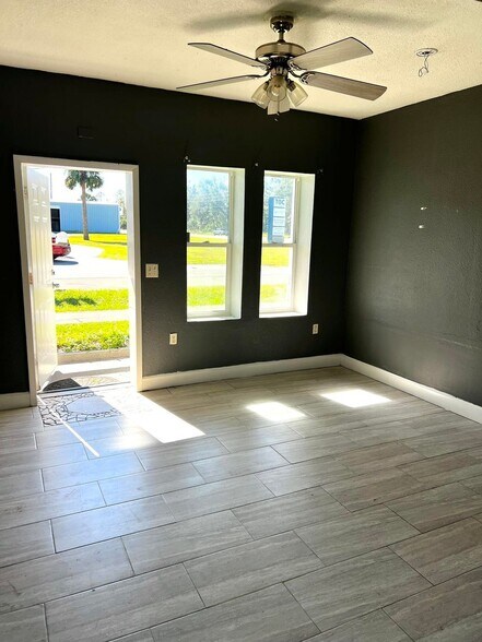 808 W Main St, Perry, FL à vendre - Photo de l’immeuble – Image 2 sur 7