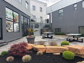 Plus de détails pour 100 Broughton Rd, Bethel Park, PA - Local commercial à louer