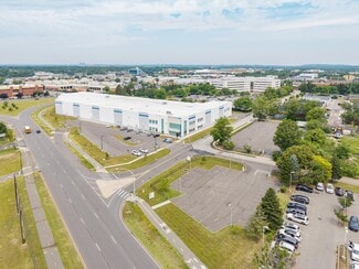 Plus de détails pour 107 Charles Lindbergh Blvd, Garden City, NY - Terrain à louer