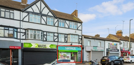251-257 Burnt Oak Broa, Edgware à louer Photo de l’immeuble– Image 1 sur 9