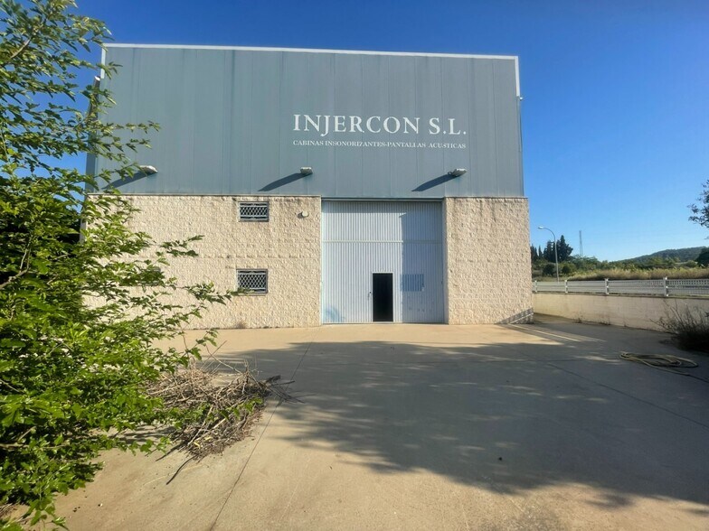 Industriel/Logistique dans Rodonyà, Tarragona à vendre - Photo de l’immeuble – Image 2 sur 29