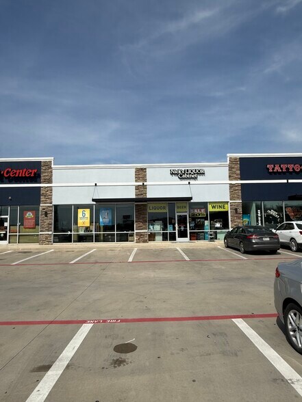 1401 S US Highway 81-287, Decatur, TX à louer - Photo de l’immeuble – Image 2 sur 6