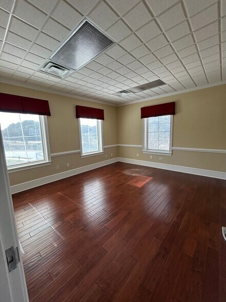 1417 Stuart Engals Blvd, Mount Pleasant, SC à louer - Photo intérieure – Image 2 sur 23