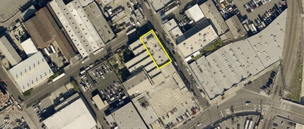 1667 N Main St, Los Angeles, CA à louer Photo de l’immeuble– Image 1 sur 2