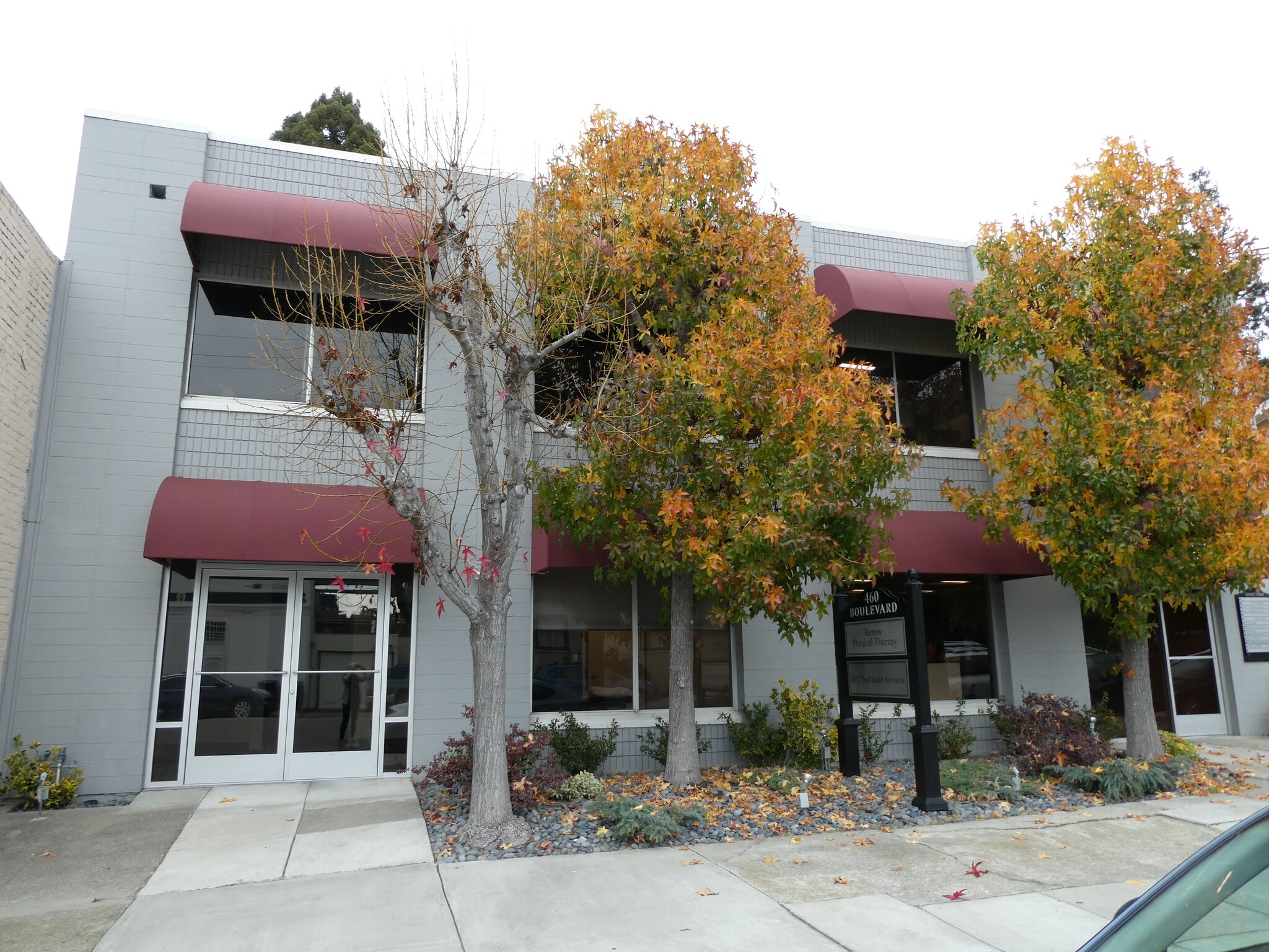 460 Boulevard Way, Oakland, CA à louer Photo intérieure– Image 1 sur 13