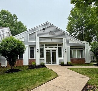 Plus de détails pour 109 Corporate Dr E, Langhorne, PA - Bureau à vendre