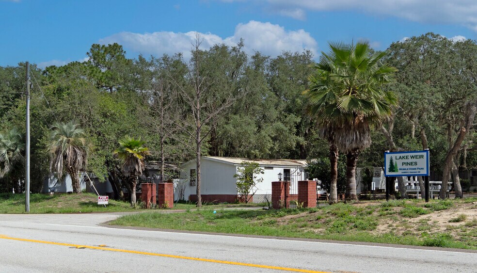 14455 E Highway 25, Ocklawaha, FL à vendre - Photo de l’immeuble – Image 2 sur 7