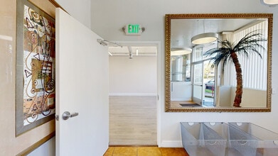 1311-1425 63rd St, Emeryville, CA à louer Photo intérieure– Image 1 sur 15