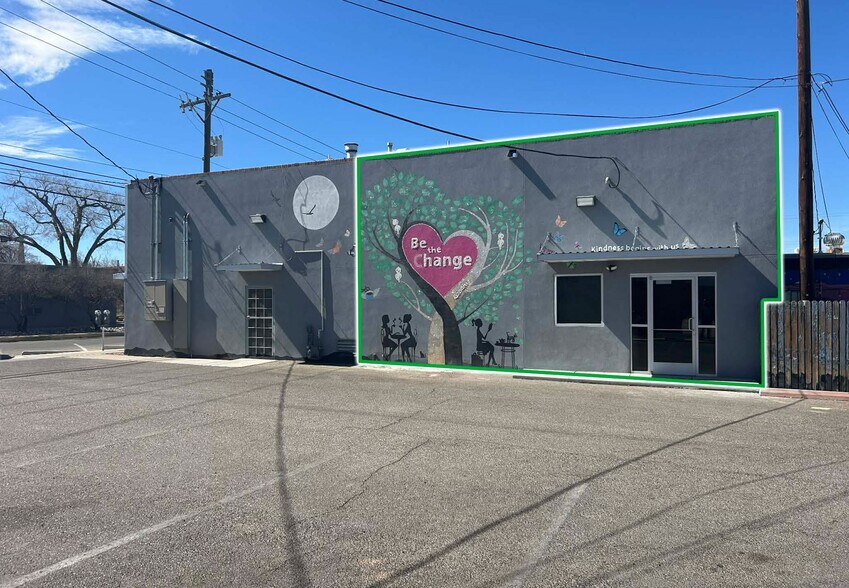 122 Tulane Dr SE, Albuquerque, NM à louer - Photo principale – Image 1 sur 12