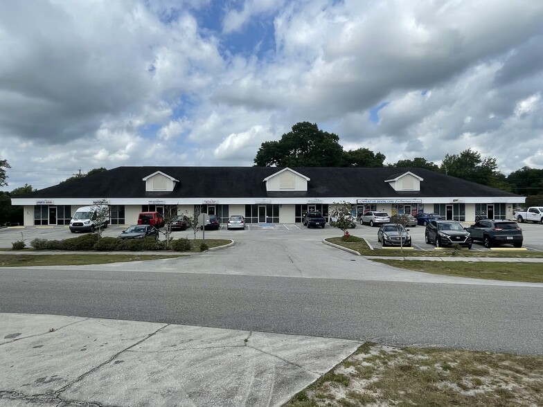 120 Carter Blvd, Polk City, FL à louer - Photo de l’immeuble – Image 1 sur 26