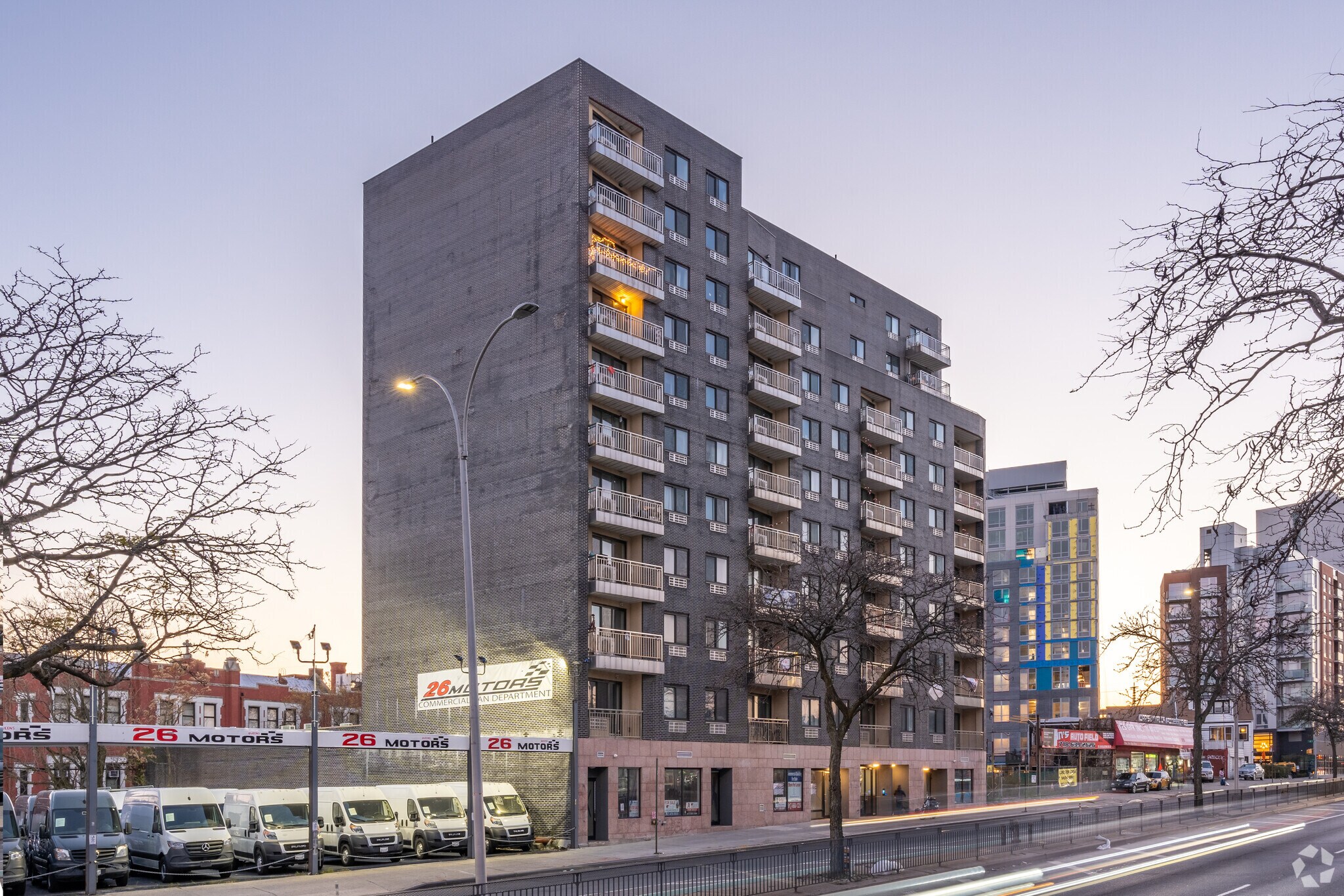 70-26 Queens Blvd, Woodside, NY à vendre Photo principale– Image 1 sur 5