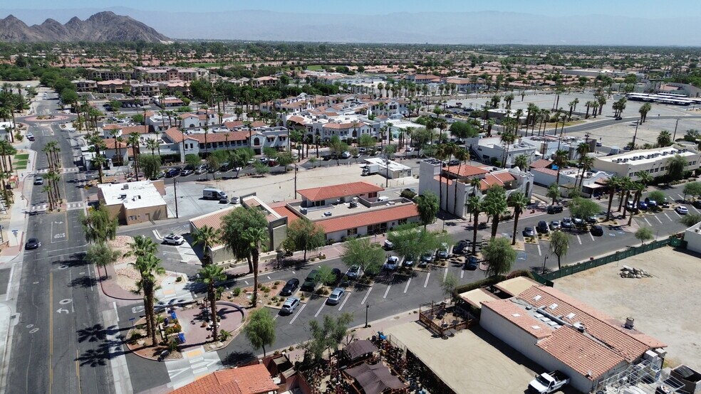 78060 Calle Estado, La Quinta, CA à louer - Photo de l’immeuble – Image 3 sur 12