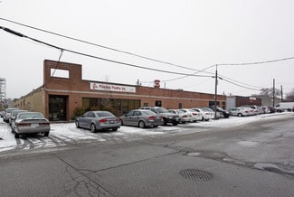Plus de détails pour 10-26 Canmotor Ave, Toronto, ON - Local d'activités à louer