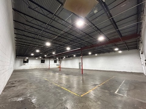 402 Aberdeen Rd, Hampton, VA à louer Photo intérieure– Image 1 sur 1