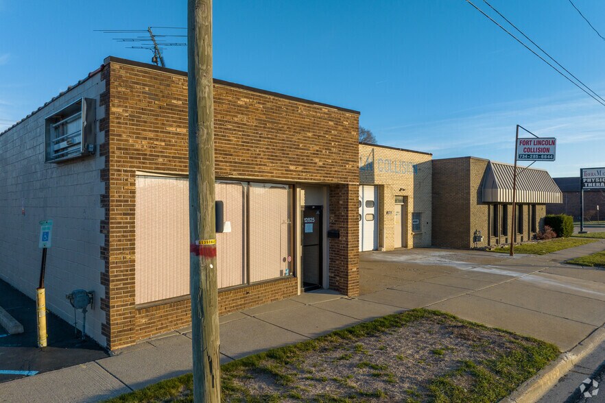 12825-12837 Dix Toledo Rd, Southgate, MI à vendre - Photo de l’immeuble – Image 3 sur 6